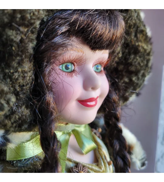 Christina Verdi Fine Genuine Porcelain Doll Green Dress Collection Edition-2003