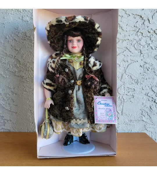 Christina Verdi Fine Genuine Porcelain Doll Green Dress Collection Edition-2003