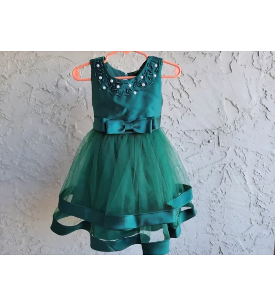 Formal Intense Green Dress, Satin, Tulle, and White Pearls. Size 24 Months