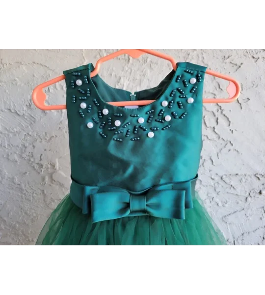 Formal Intense Green Dress, Satin, Tulle, and White Pearls. Size 24 Months