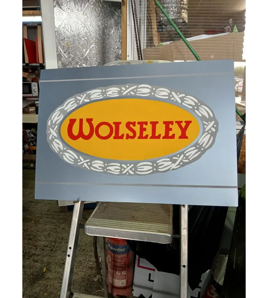 Wolseley car logo