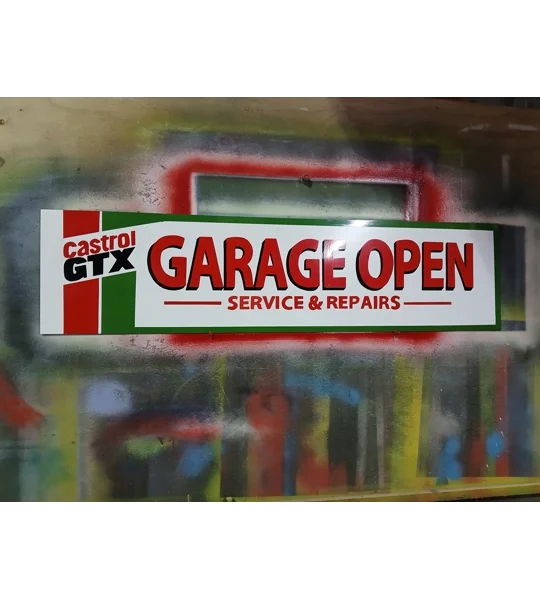 Castrol garage 4 foot long