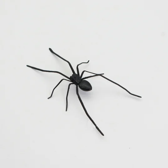 Realistic Fake Spider Halloween Decoration | Prank Spider Prop