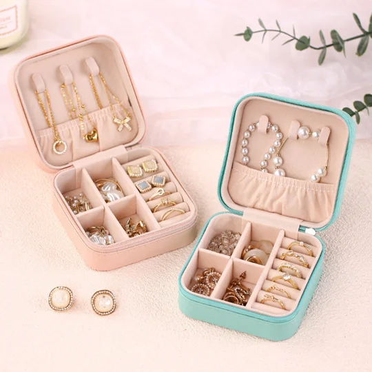 Personalized Birth Flower Jewelry Box | KEEPSORA