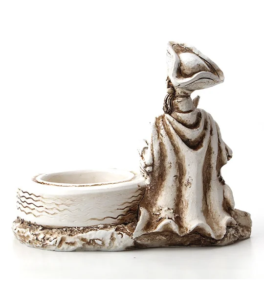 Skeleton Pirate Resin Ashtray