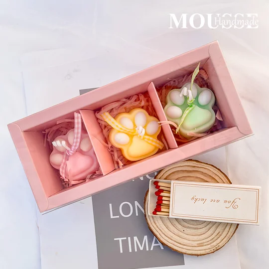 Strawberry Scented Candle Gift Box | KEEPSORA