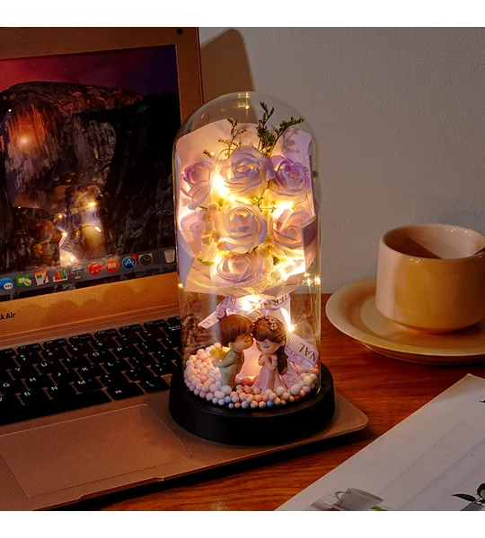 Eternal Rose Bouquet Dome Night Light – 7-Rose Romantic Flower Display with Gift Box