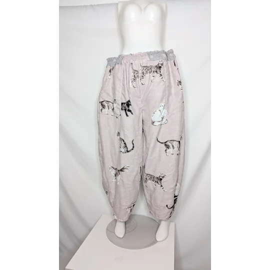 Barrel Leg Trousers: Size 20-22 stretch waist pants, Halloween outfits, goth pants, plus size trouse