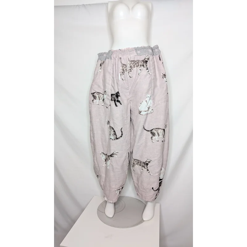 Barrel Leg Trousers: Size 20-22 stretch waist pants, Halloween outfits, goth pants, plus size trouse