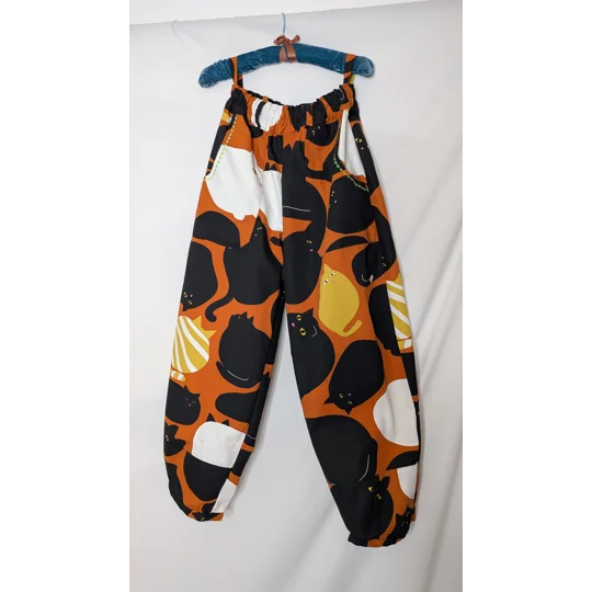 Cotton relaxed Leg Trousers: Size 14 resting moggies