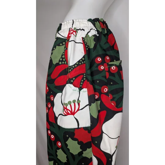 Barrel Leg Trousers: Size 20-22 stretch waist pants, seasons greetings botanical