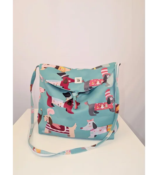 Unique shoulder Bag: Dachshund dogs print large parcel bag.