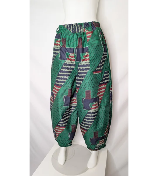 Barrel Leg Trousers: Size 18 ethnic sewing lover print green