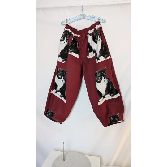 Barrel Leg Trousers: Size 22-24, stretch waist pants, Halloween outfits, goth pants, plus size trous