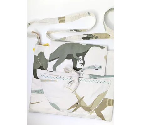 Cross body Bag: dinosaur days
