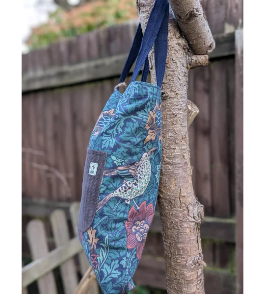 William Morris Style Floral Tote Bag: Upcycled Vintage Fabric
