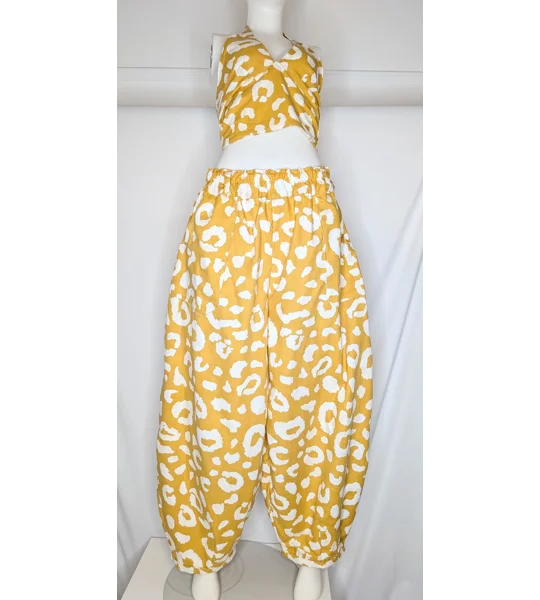 Reworked barrel Leg Trousers: Size 18 jungle sun