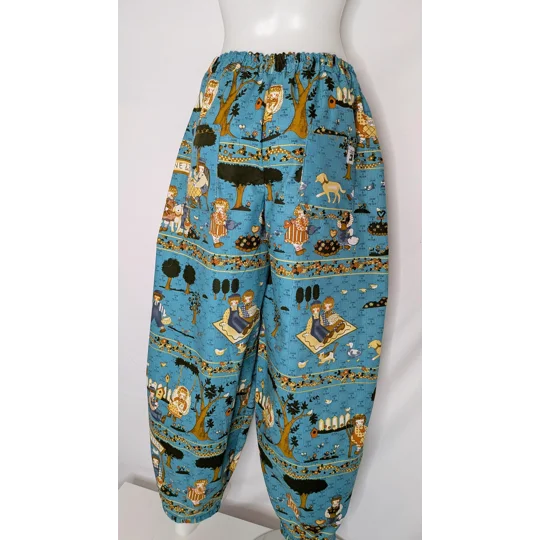 Trousers Size 14, Barrel leg, rag doll dogs and cats