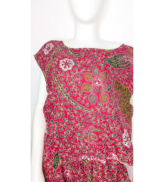 Crop t-shirt style top: fushia peacock ethnic pattern, Size 18