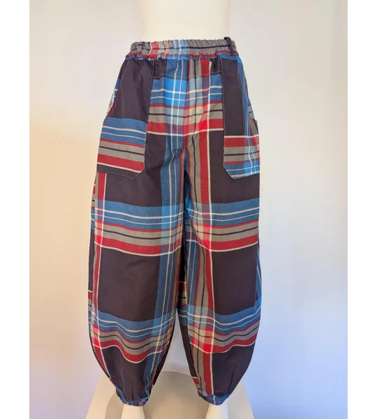 Made to order barrel legs trousers, baggy fit, stretch waist, four deep pockets