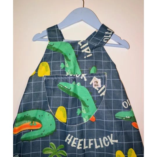 Adorable crocodile Dungarees for your Stylish Toddler (3-4 years)"