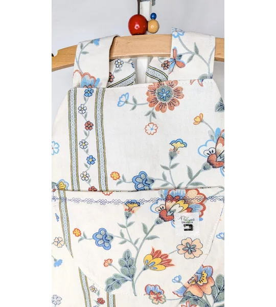 Baby Dungarees age 3-6m, climbing flowers