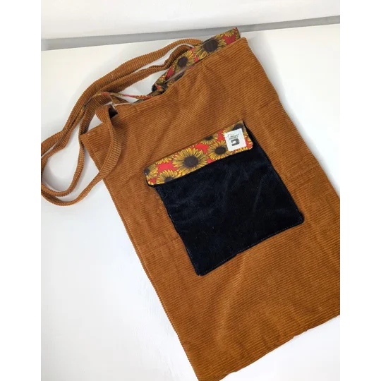 Large tote, sunflower student