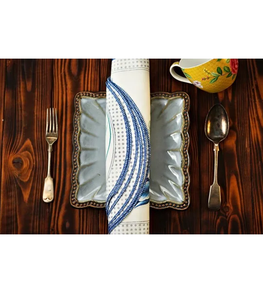 Vintage Tulip Placemats - Set of 5 Oval Fabric Table Mats