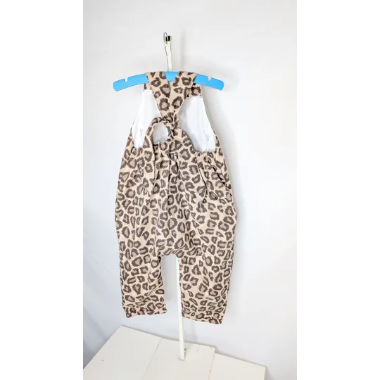 Age 2-3yrs kids dungarees animal print