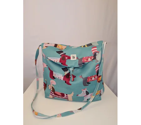 Unique shoulder Bag: Dachshund dogs print large parcel bag.