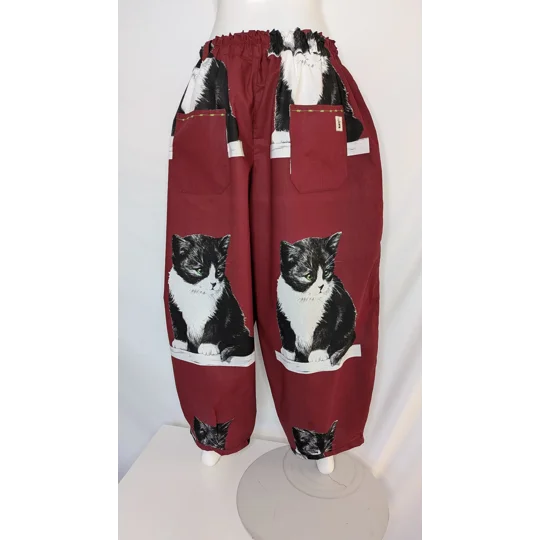 Barrel Leg Trousers: Size 22-24, stretch waist pants, Halloween outfits, goth pants, plus size trous