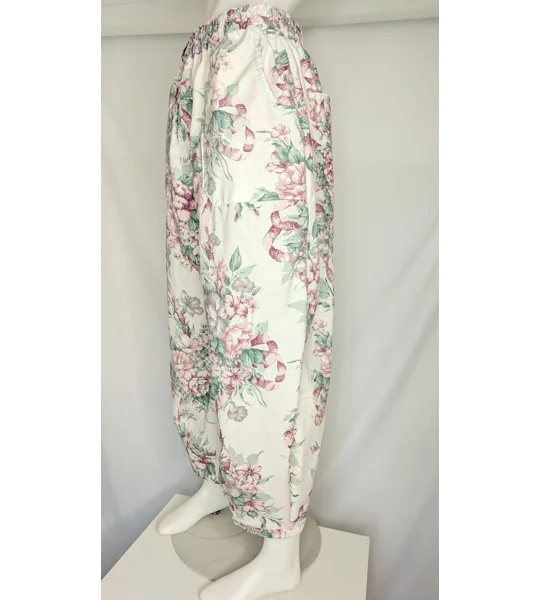 Reworked barrel Leg Trousers: Size 16, antique leafy rose