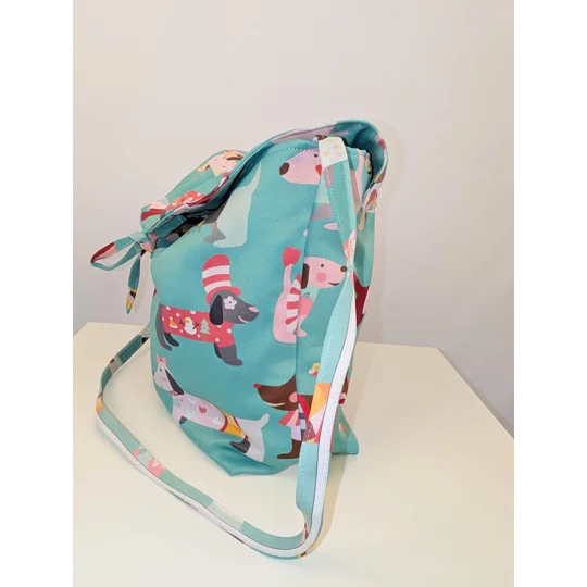 Unique shoulder Bag: Dachshund dogs print large parcel bag.