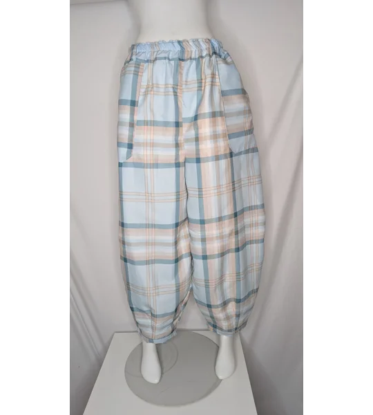 Reworked barrel Leg Trousers: Size 18 summer mist check