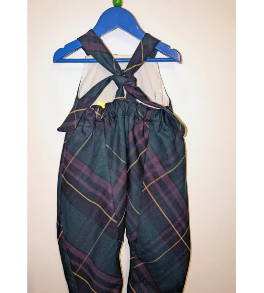 Tartan Dungarees for your Stylish Toddler (3-4 years)