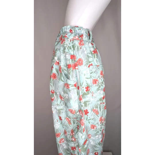 Reworked barrel Leg Trousers: Size 16, poppy field