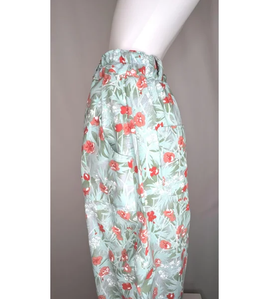 Reworked barrel Leg Trousers: Size 16, poppy field