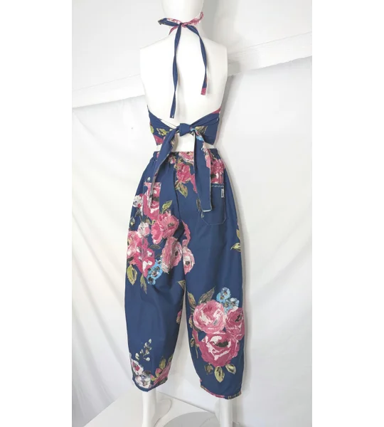 Barrel Leg trousers size 12, fushia night