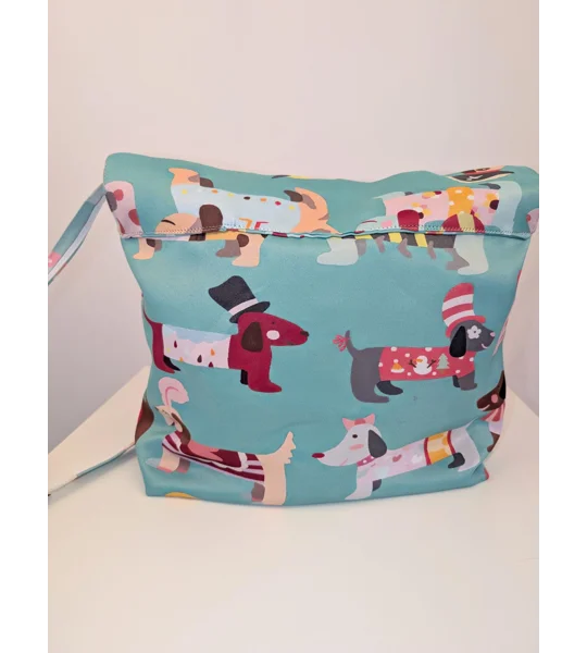 Unique shoulder Bag: Dachshund dogs print large parcel bag.