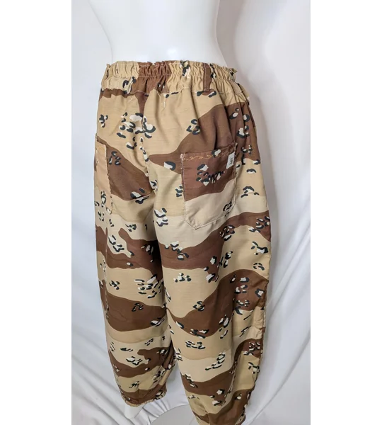 Camo style barrel Leg Trousers: Size 16, desert