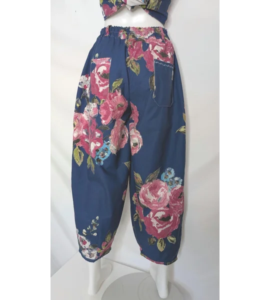 Barrel Leg trousers size 12, fushia night