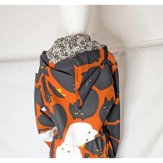 Pixie style jacket: Unique cats print crop jacket, Size 12