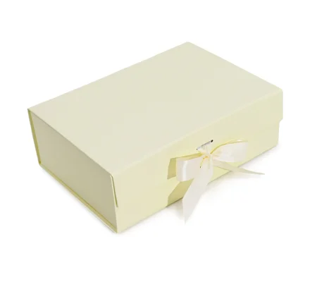Flat Pack Gift Box - Large (28.2x20.2x9.2cm) - Ivory
