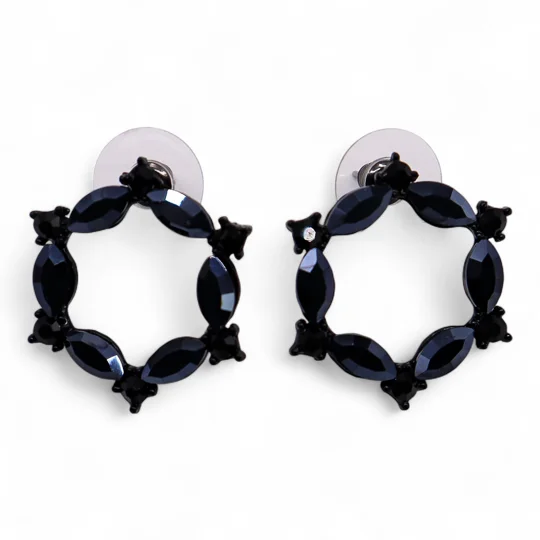 Jet Black - Vintage Glass - Loop - Earrings