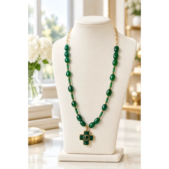 Green Aura Cross – Μακρύ Κολιέ με Πράσινες Πέτρες και Σταυρό / Green Aura Cross – Long Green Gemston