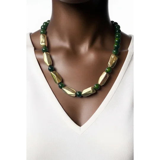Verde Gold – Κοντό Κολιέ με Πράσινες Χάντρες / Verde Gold – Green & Gold Statement Necklace
