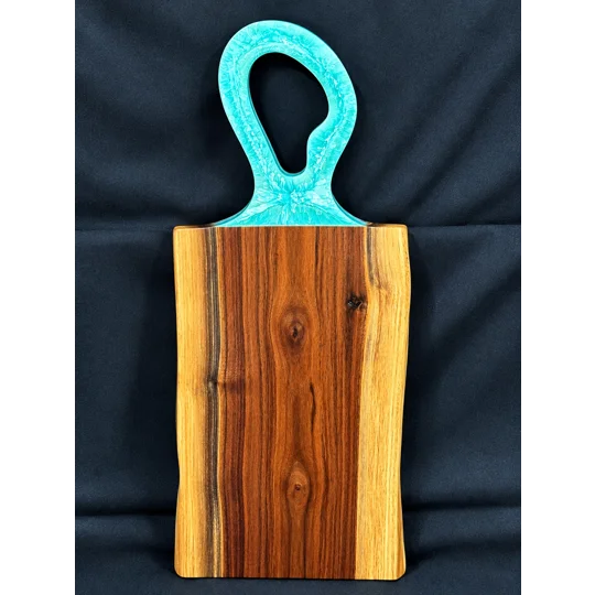 Live Edge Cutting Board