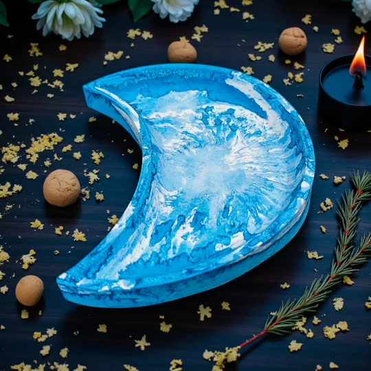 Crescent Tray