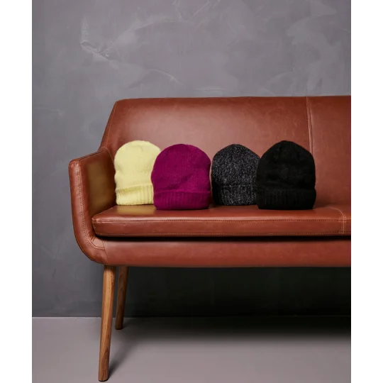 Flexfit by Yupoong Soft acrylic beanie (1503A)