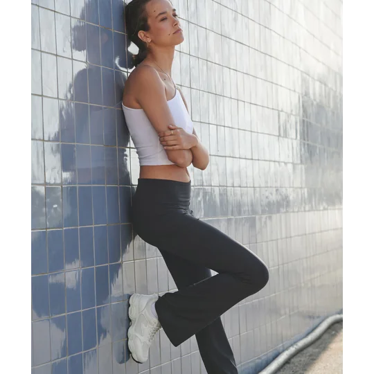 SF Women’s flared leggings